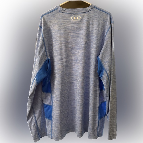 This Under Armour long sleeve pullover in size 2XL - Picture 2 of 3